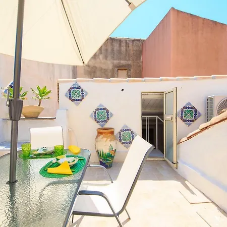 Boutique Apartment *