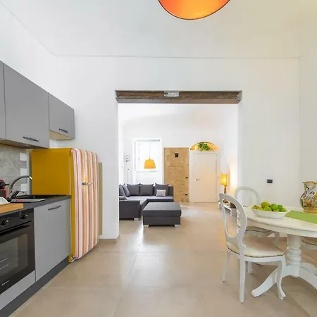 Boutique Apartment Noto